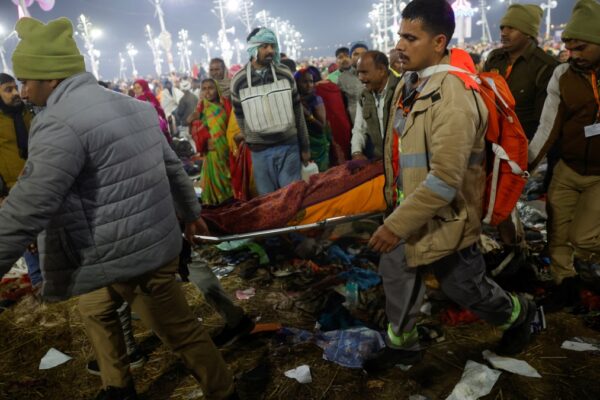At UP's Barabanki temple, monkeys start a fatal stampede that leaves two people dead and thirty-two injured.