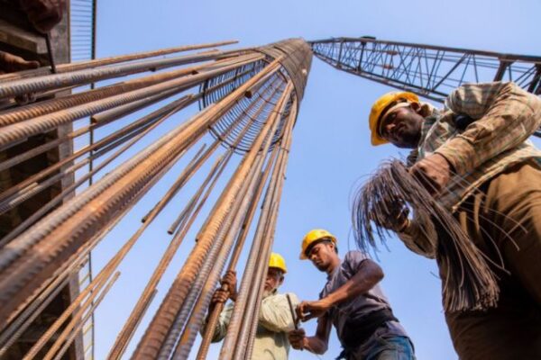 Rising Tide of Cheap Steel Imports Puts India’s Domestic Industry at Risk, Warns RBI